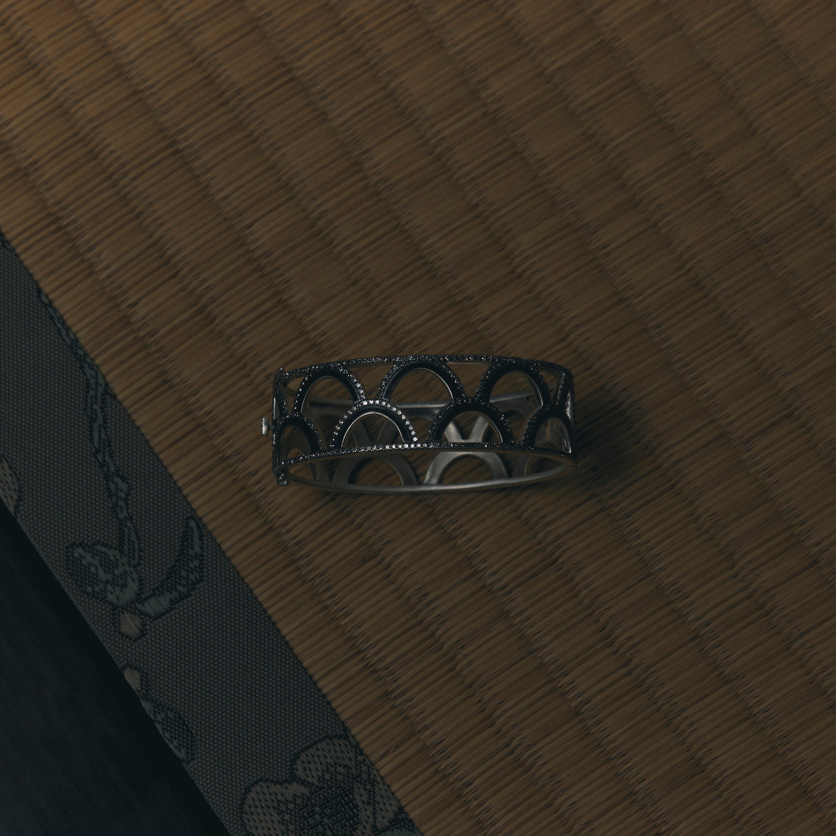 期間限定出品　sharanpoi シャランポワ K18ブレスレット 白露 K18 diamond with enamel bracelet – sharanpoi