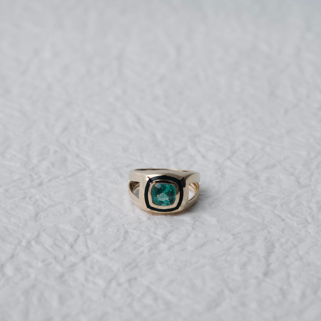 わかばえ K18 emerald with enamel ring